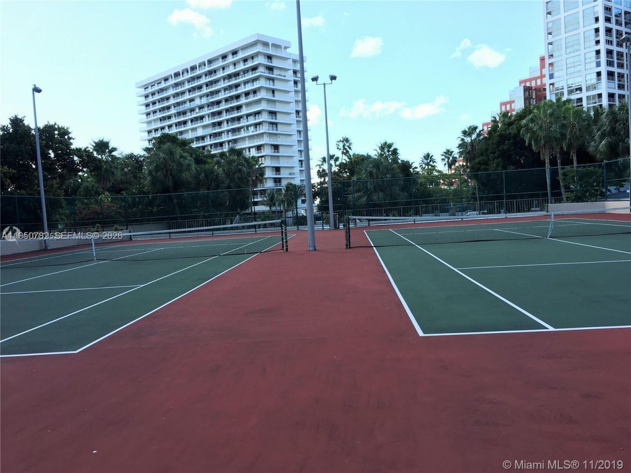 1450 Brickell Bay Dr , Unit 1604, Miami, FL 33131 Photo