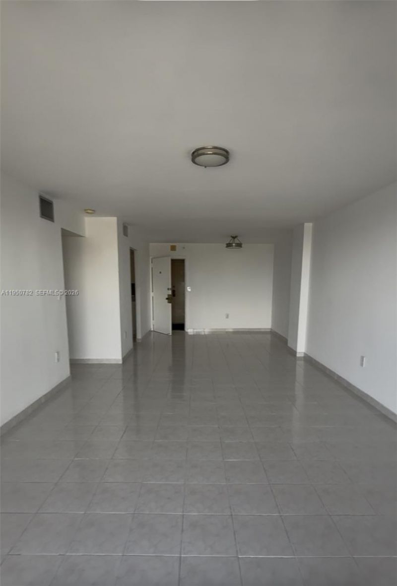 1450 Brickell Bay Dr , Unit 1604, Miami, FL 33131 Photo