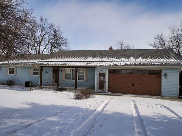 551 S Mapes Drive, Stockton, IL 61085