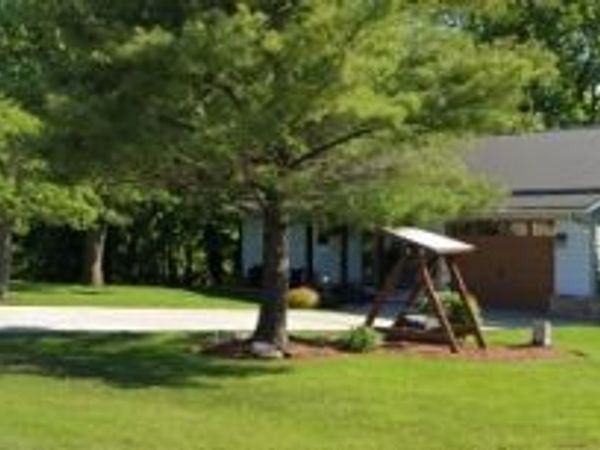 551 S Mapes Drive, Stockton, IL 61085