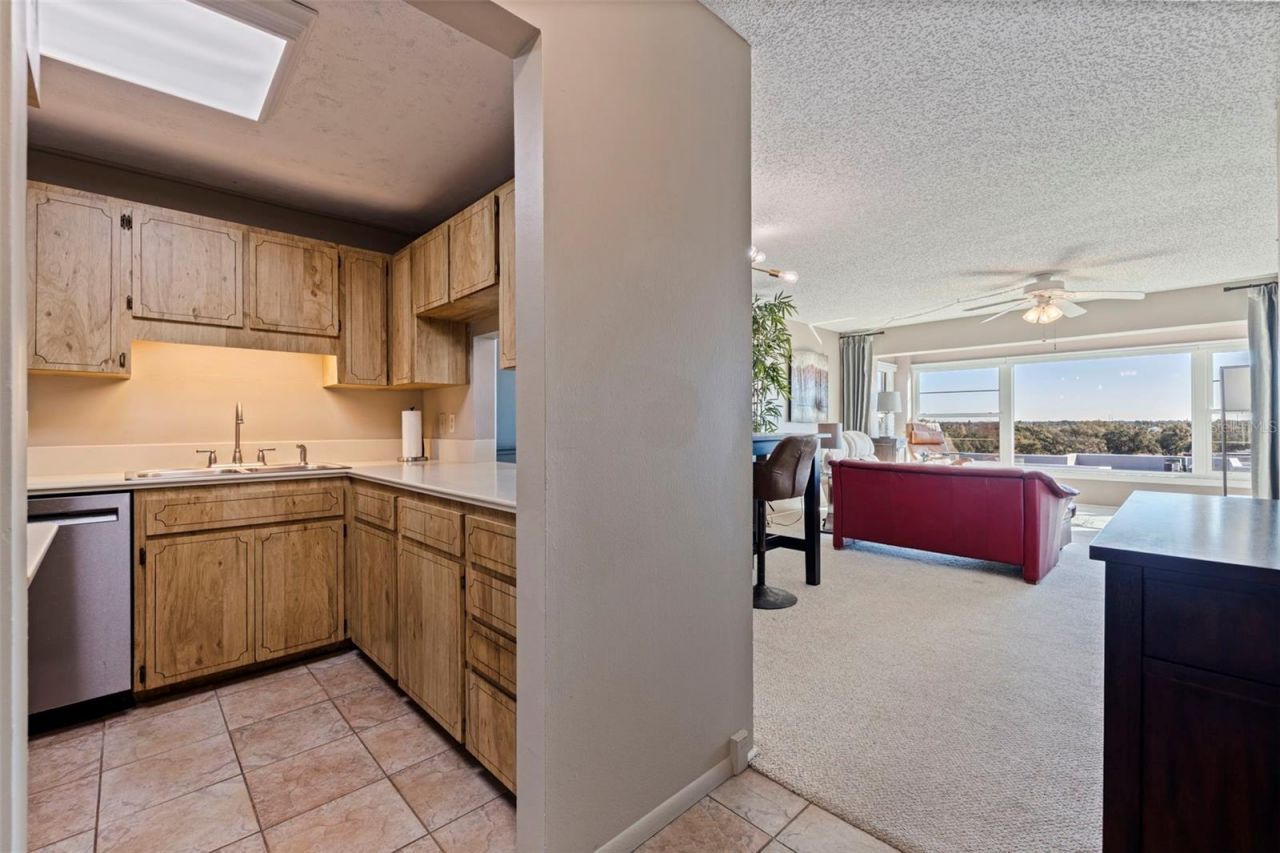 6800 20th Avenue N, Unit 504, Saint Petersburg, FL 33710 Photo