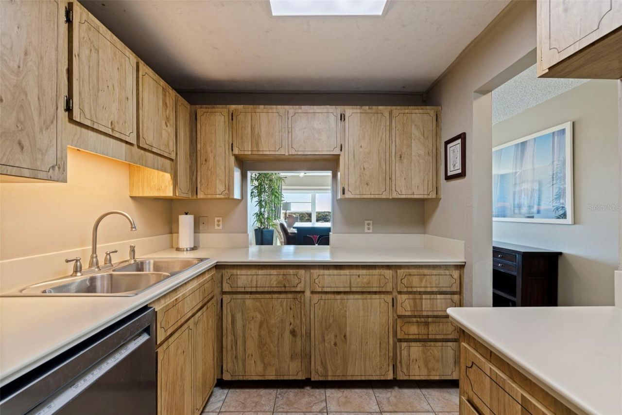 6800 20th Avenue N, Unit 504, Saint Petersburg, FL 33710 Photo