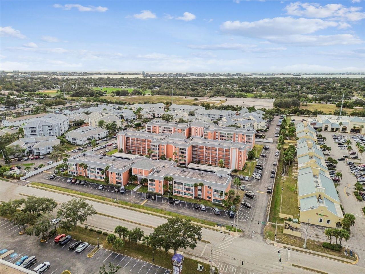 6800 20th Avenue N, Unit 504, Saint Petersburg, FL 33710 Photo