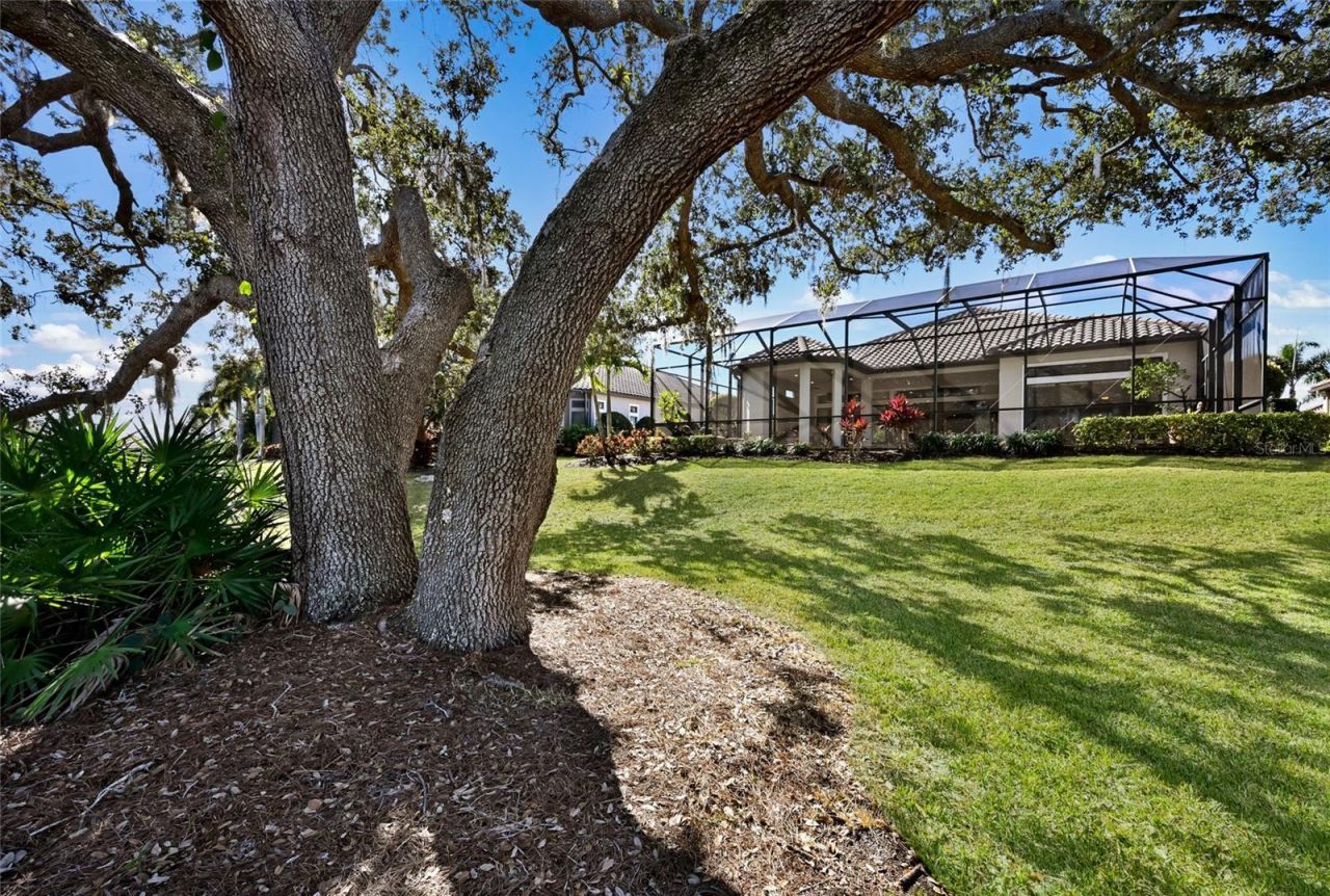 5013 Benito Court, Lakewood Ranch, FL 34211 Photo