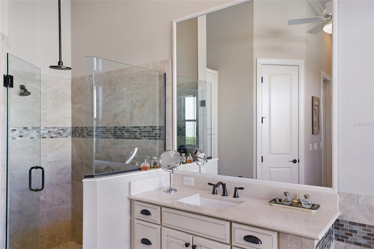 5013 Benito Court, Lakewood Ranch, FL 34211 Photo