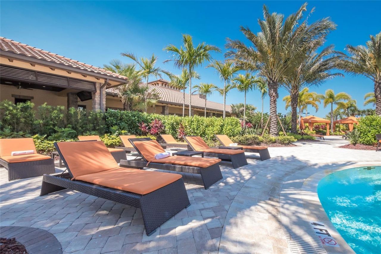 5013 Benito Court, Lakewood Ranch, FL 34211 Photo