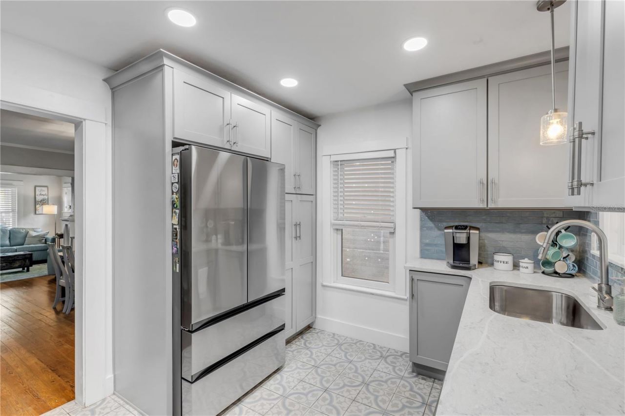 405 Magnolia Street, New Smyrna Beach, FL 32168 Photo