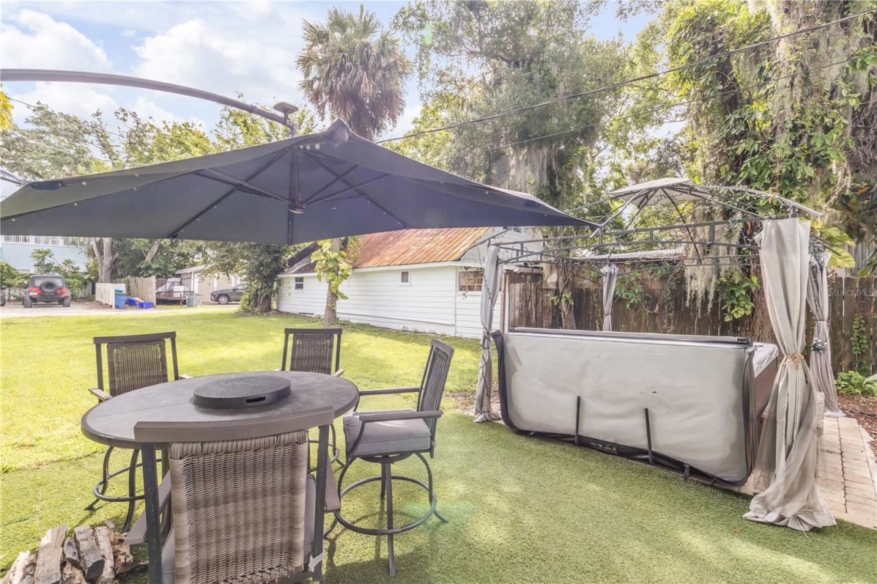 405 Magnolia Street, New Smyrna Beach, FL 32168 Photo