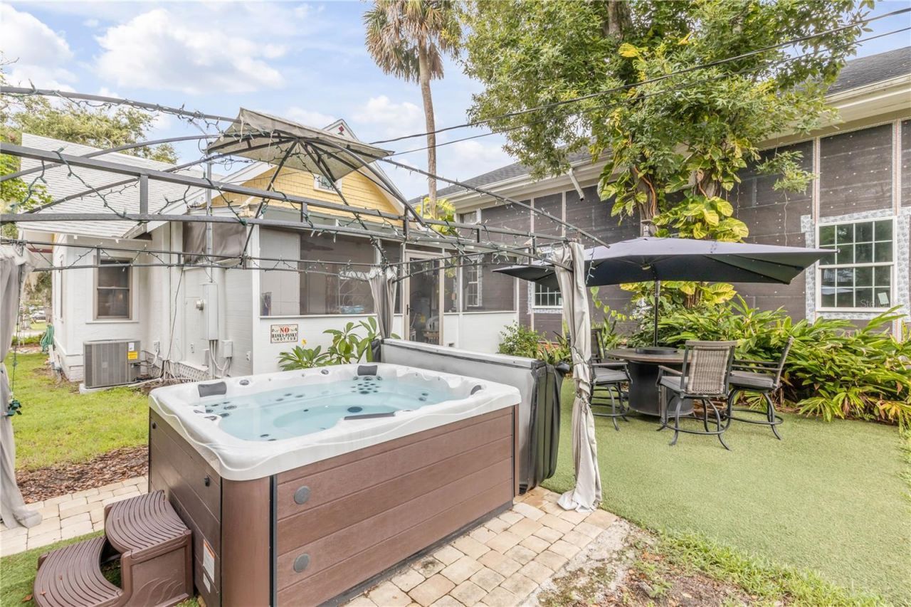 405 Magnolia Street, New Smyrna Beach, FL 32168 Photo