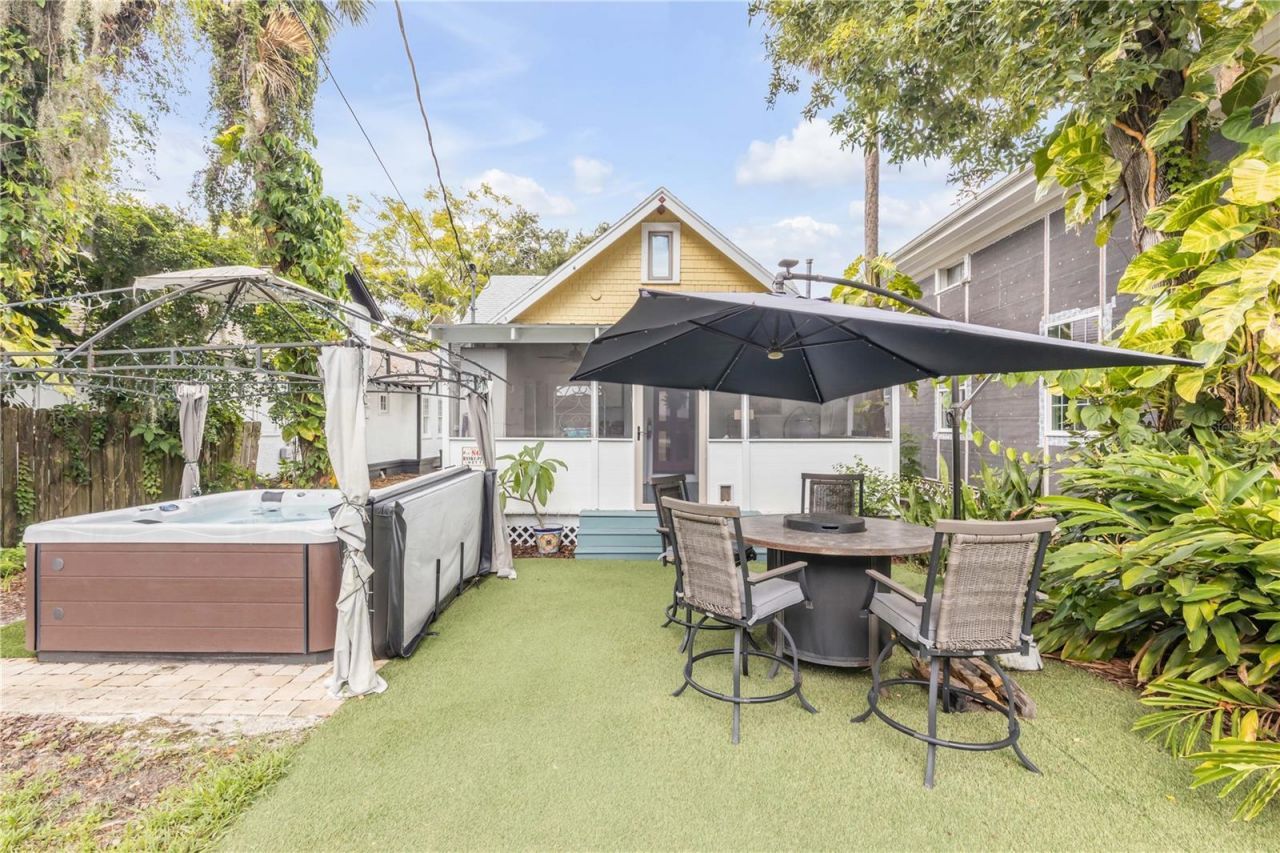 405 Magnolia Street, New Smyrna Beach, FL 32168 Photo