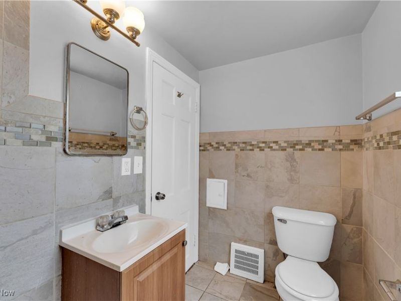 5213 E 119th Street, Cleveland, OH 44125 Photo 19