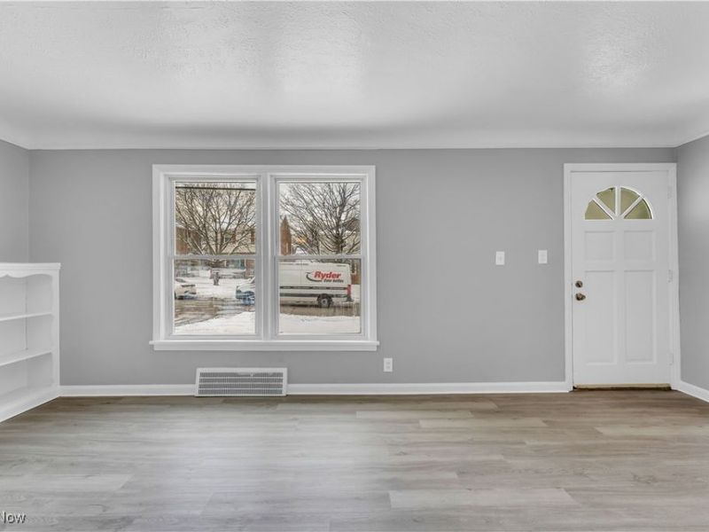 5213 E 119th Street, Cleveland, OH 44125 Photo 3