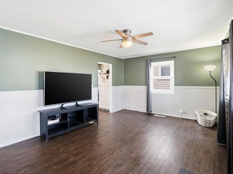 557 W Ashton Avenue, Lima, OH 45801 Photo 7