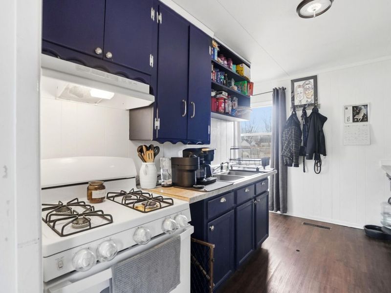 557 W Ashton Avenue, Lima, OH 45801 Photo 9