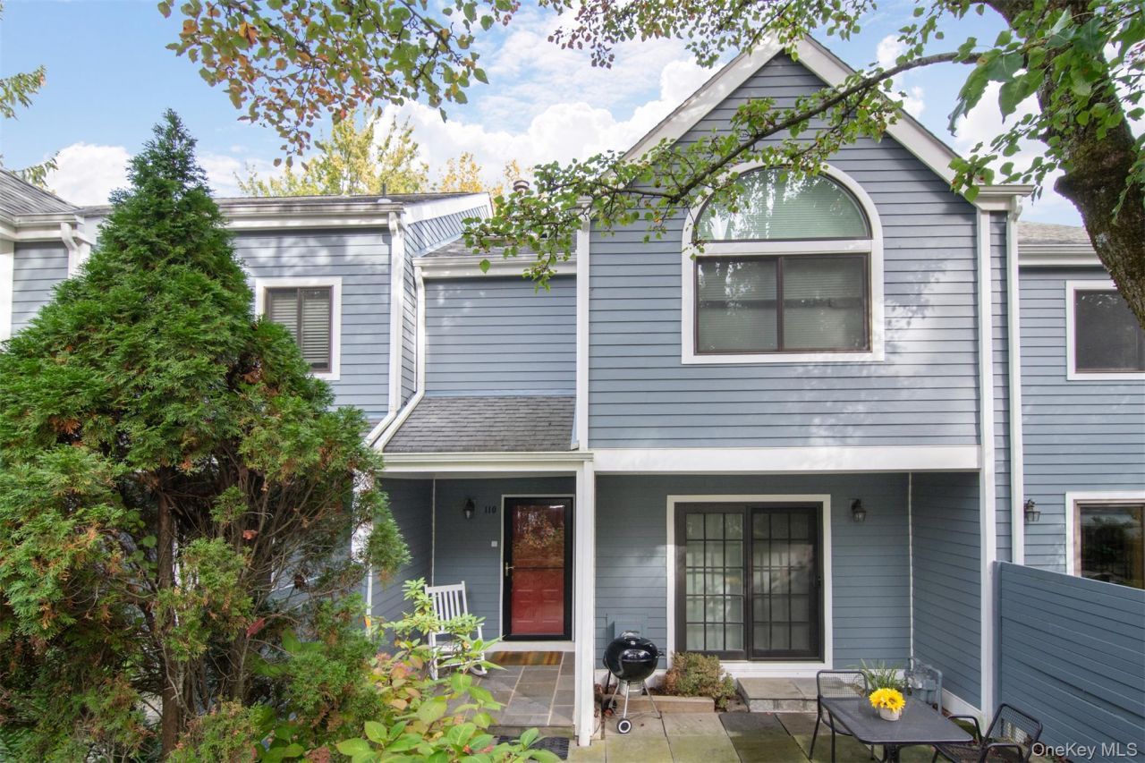 110 Valleyview Road, Irvington, NY 10533 Main Photo