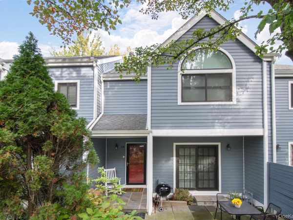 110 Valleyview Road, Irvington, NY 10533