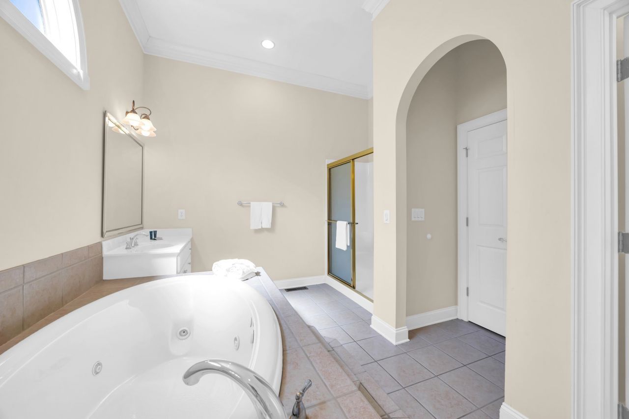 4725 Harmony Ln. Photo 15