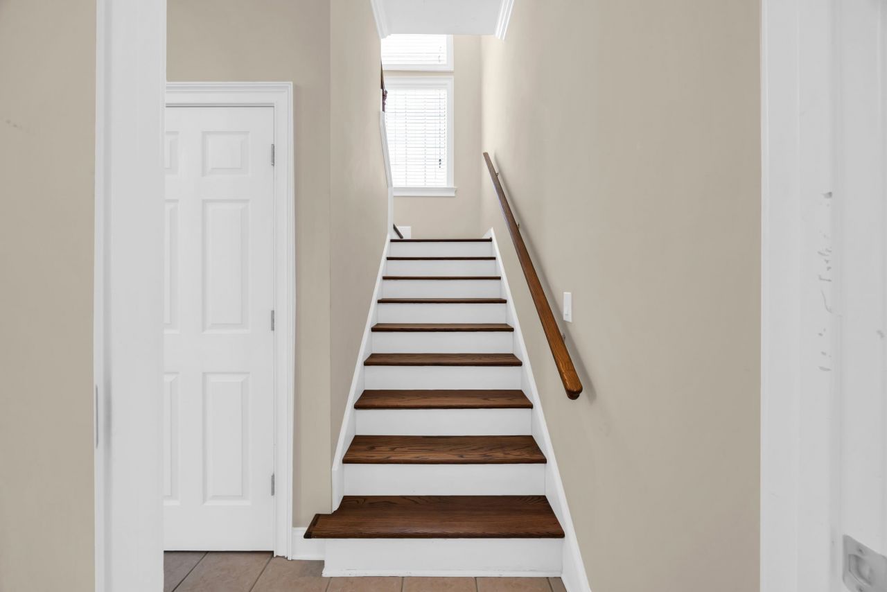 4725 Harmony Ln. Photo 17