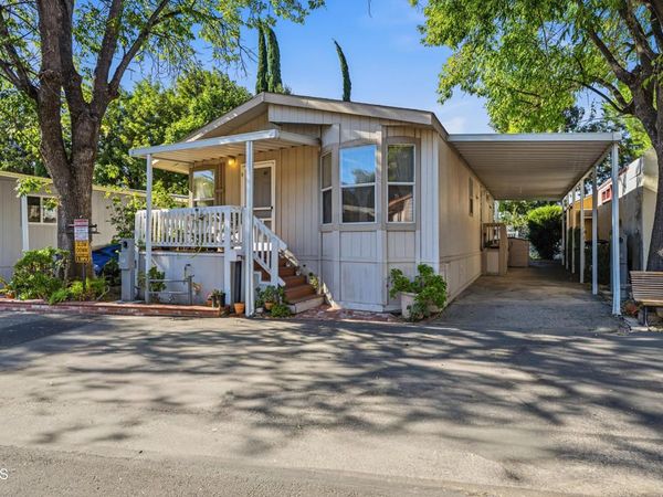 4201 Topanga Canyon Boulevard, Unit 61, Woodland Hills, CA 91364