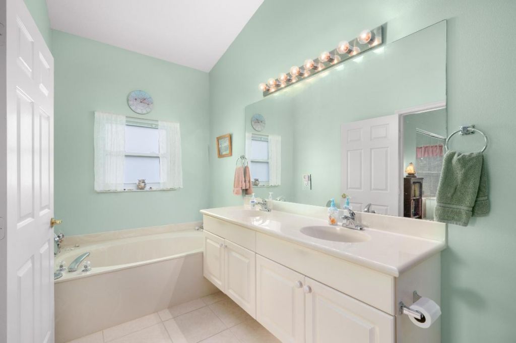 616 NW Whitfield Way, Port Saint Lucie, FL 34986 Photo