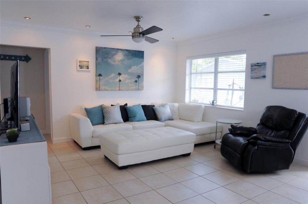 29 NE 3 Street, Unit B, Dania Beach, FL 33004 Photo