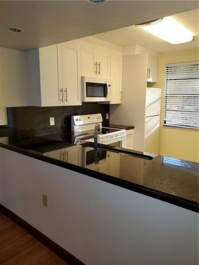 6061 Balboa Circle, Unit 201, Boca Raton, FL 33433 Photo