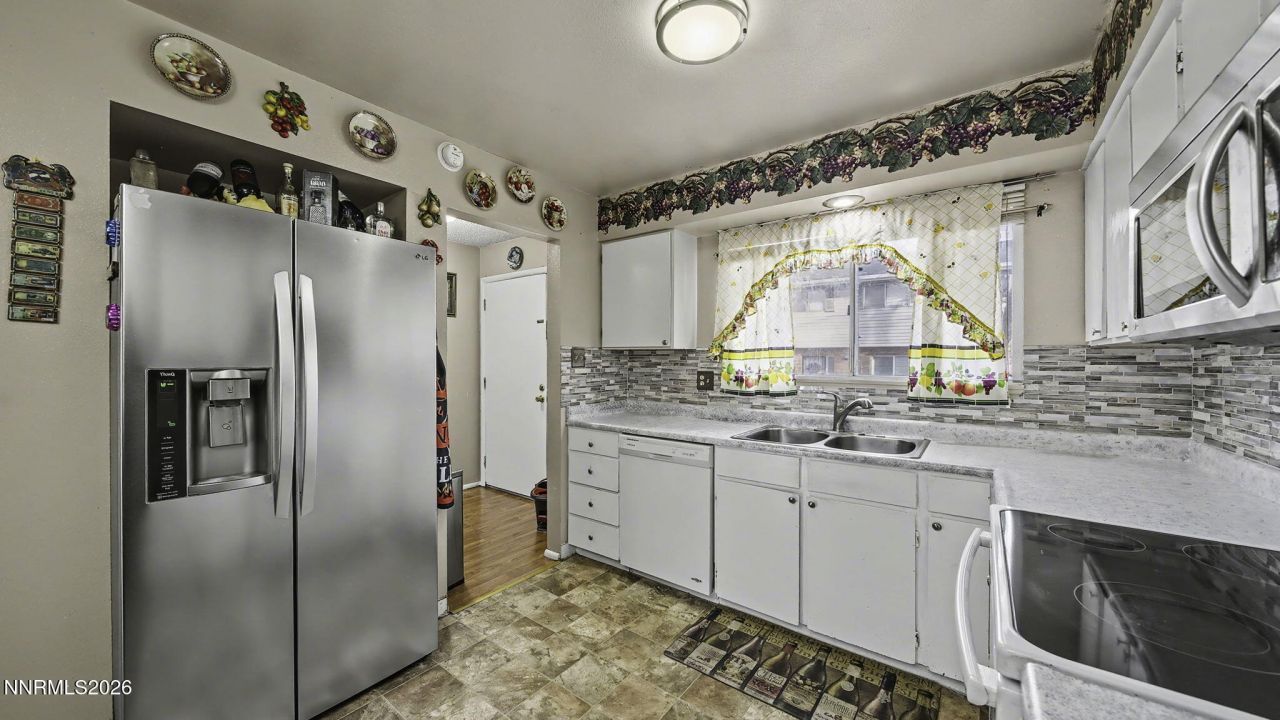 359 Smithridge Park, Reno, NV 89502 Photo