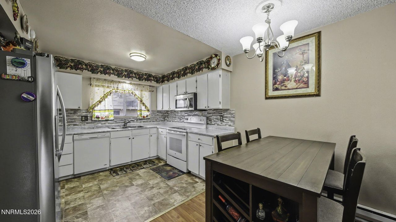 359 Smithridge Park, Reno, NV 89502 Photo