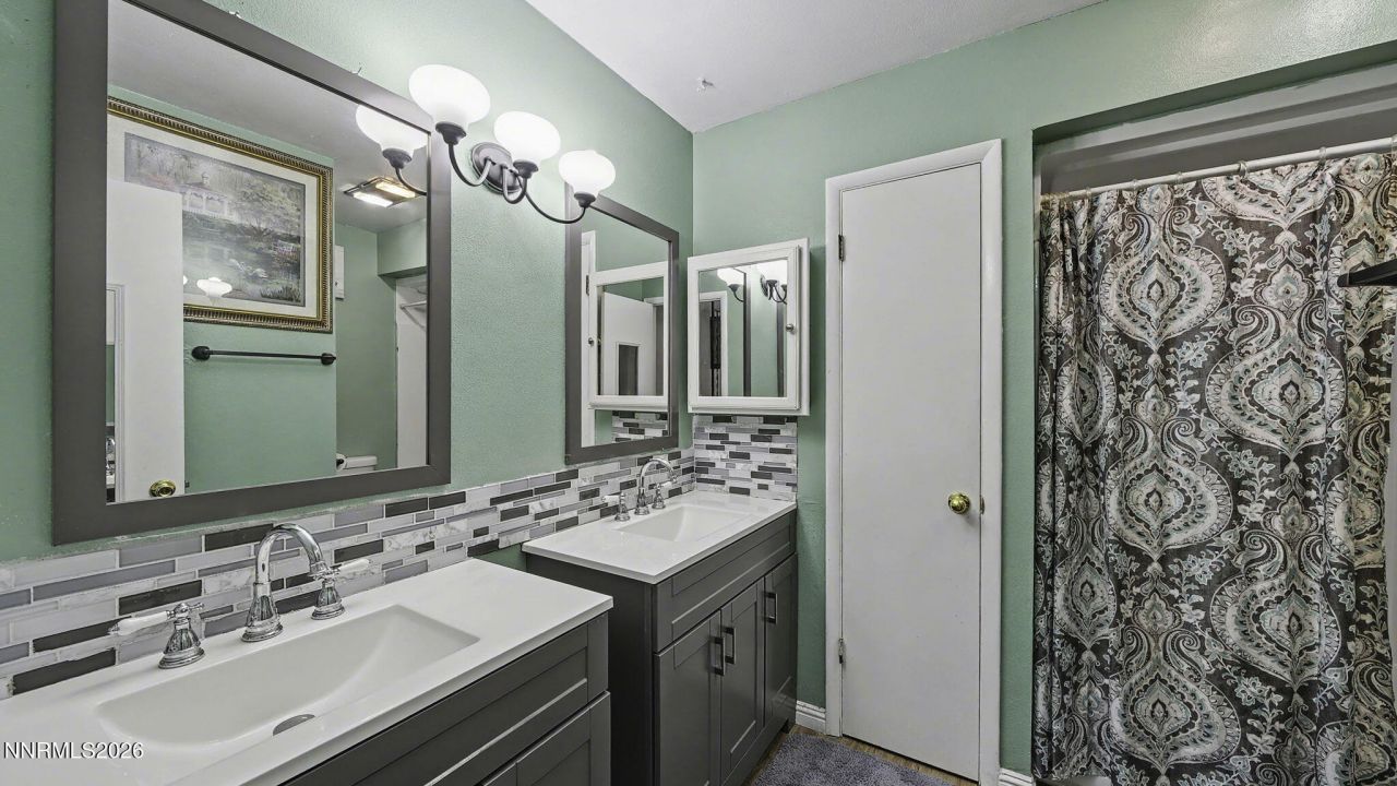 359 Smithridge Park, Reno, NV 89502 Photo