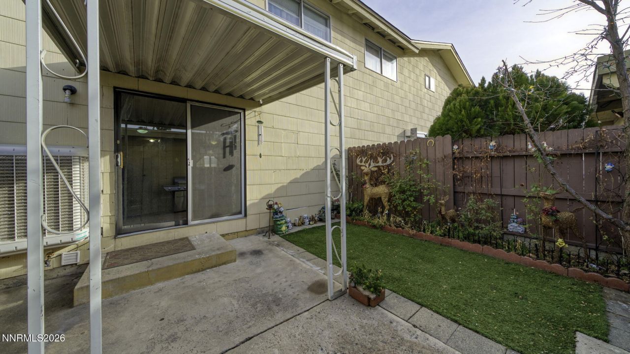 359 Smithridge Park, Reno, NV 89502 Photo