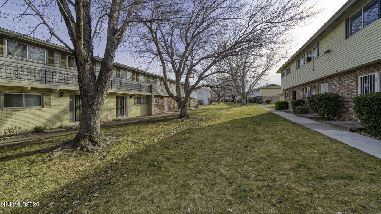 359 Smithridge Park, Reno, NV 89502 Photo
