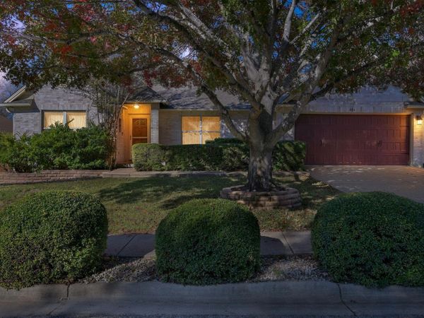 903 E Olympic DR, Pflugerville, TX 78660