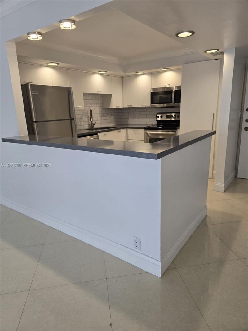 1901 Brickell Ave, Unit B1107, Miami, FL 33129 Photo