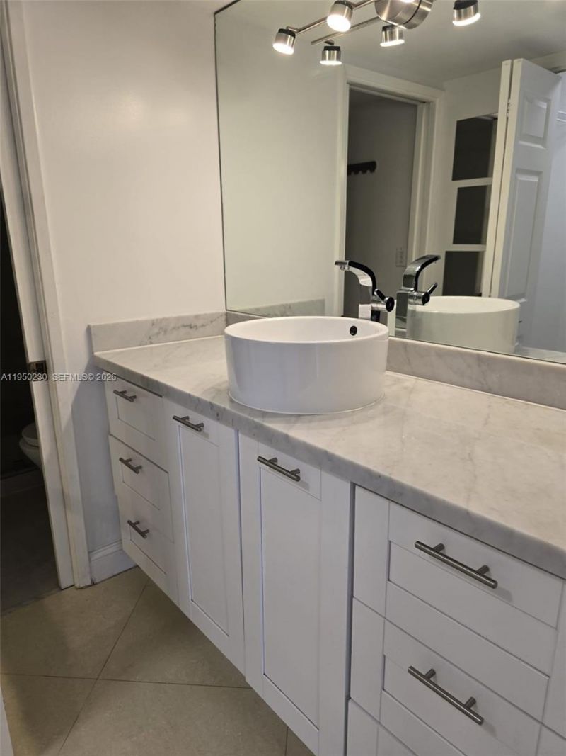 1901 Brickell Ave, Unit B1107, Miami, FL 33129 Photo