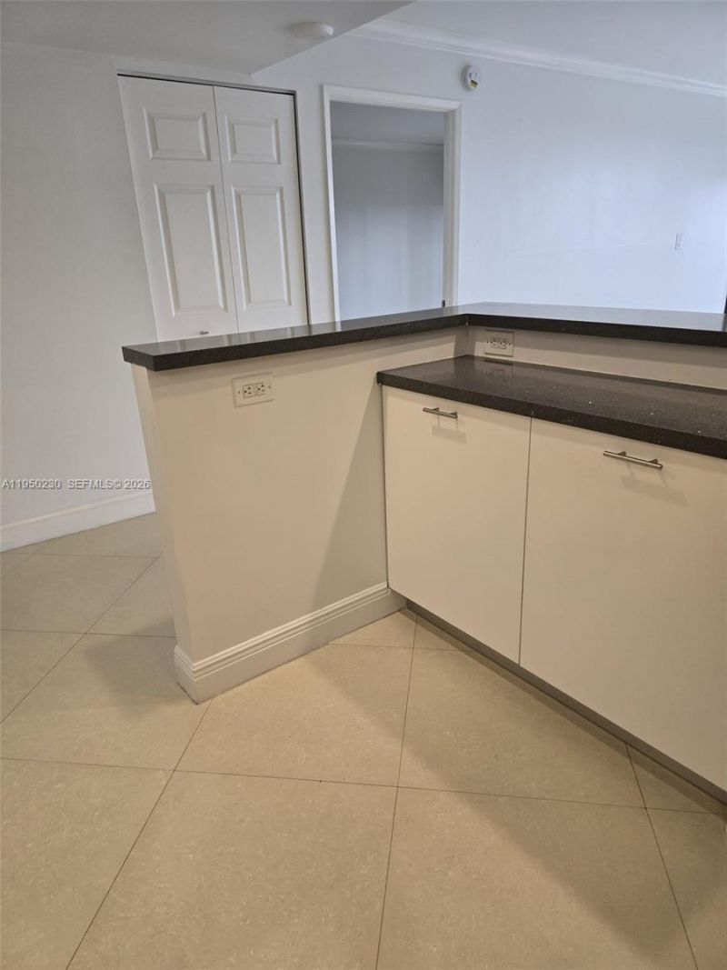 1901 Brickell Ave, Unit B1107, Miami, FL 33129 Photo