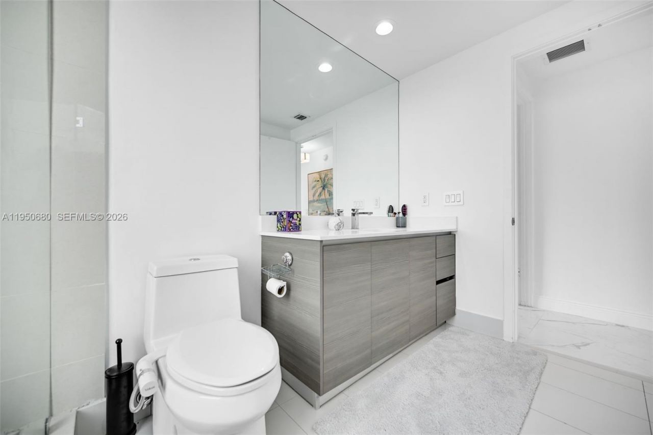 460 NE 28th St, Unit 608, Miami, FL 33137 Photo