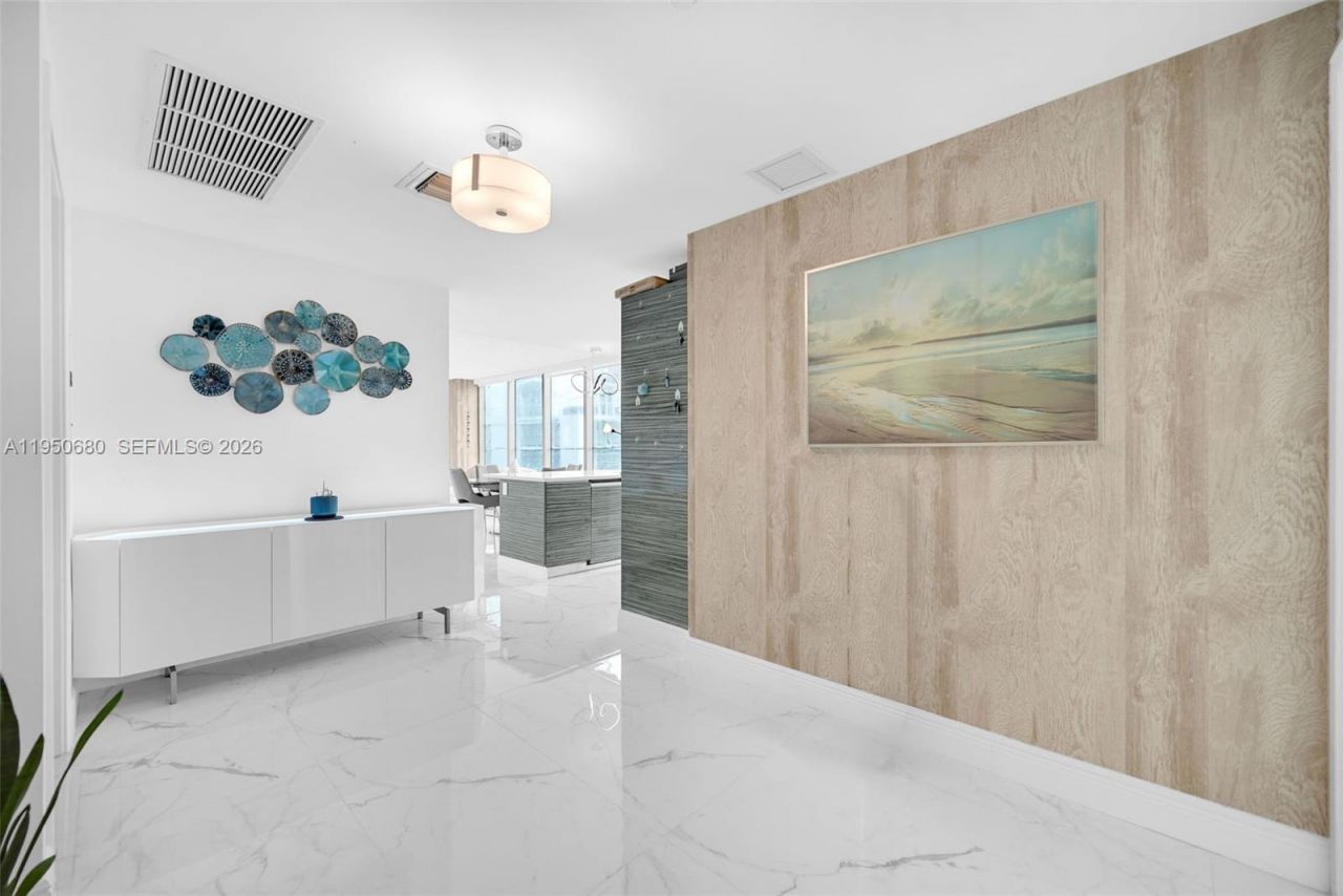 460 NE 28th St, Unit 608, Miami, FL 33137 Photo