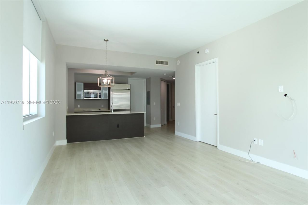 500 Brickell Ave, Unit 4110, Miami, FL 33131 Photo