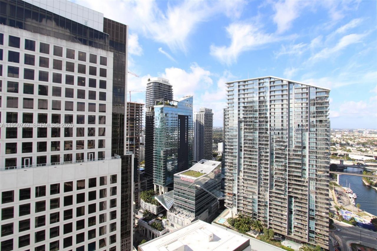 500 Brickell Ave, Unit 4110, Miami, FL 33131 Photo