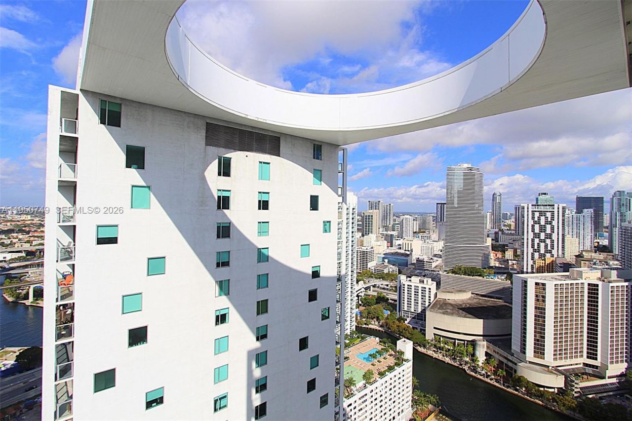 500 Brickell Ave, Unit 4110, Miami, FL 33131 Photo