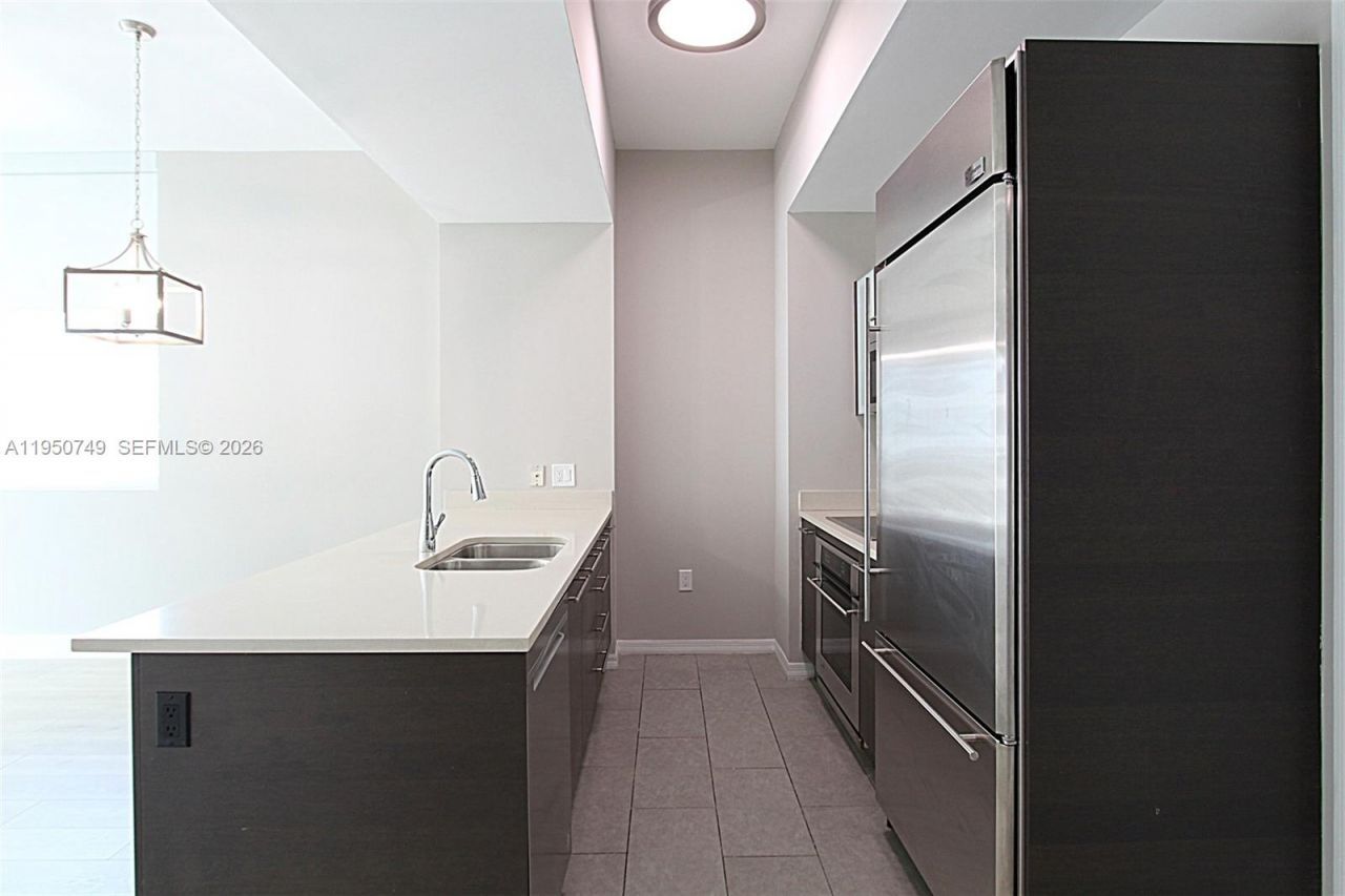 500 Brickell Ave, Unit 4110, Miami, FL 33131 Photo