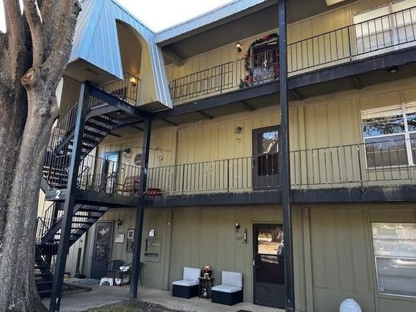 207 Riverbend Drive, Unit 207, Mobile, AL 36605