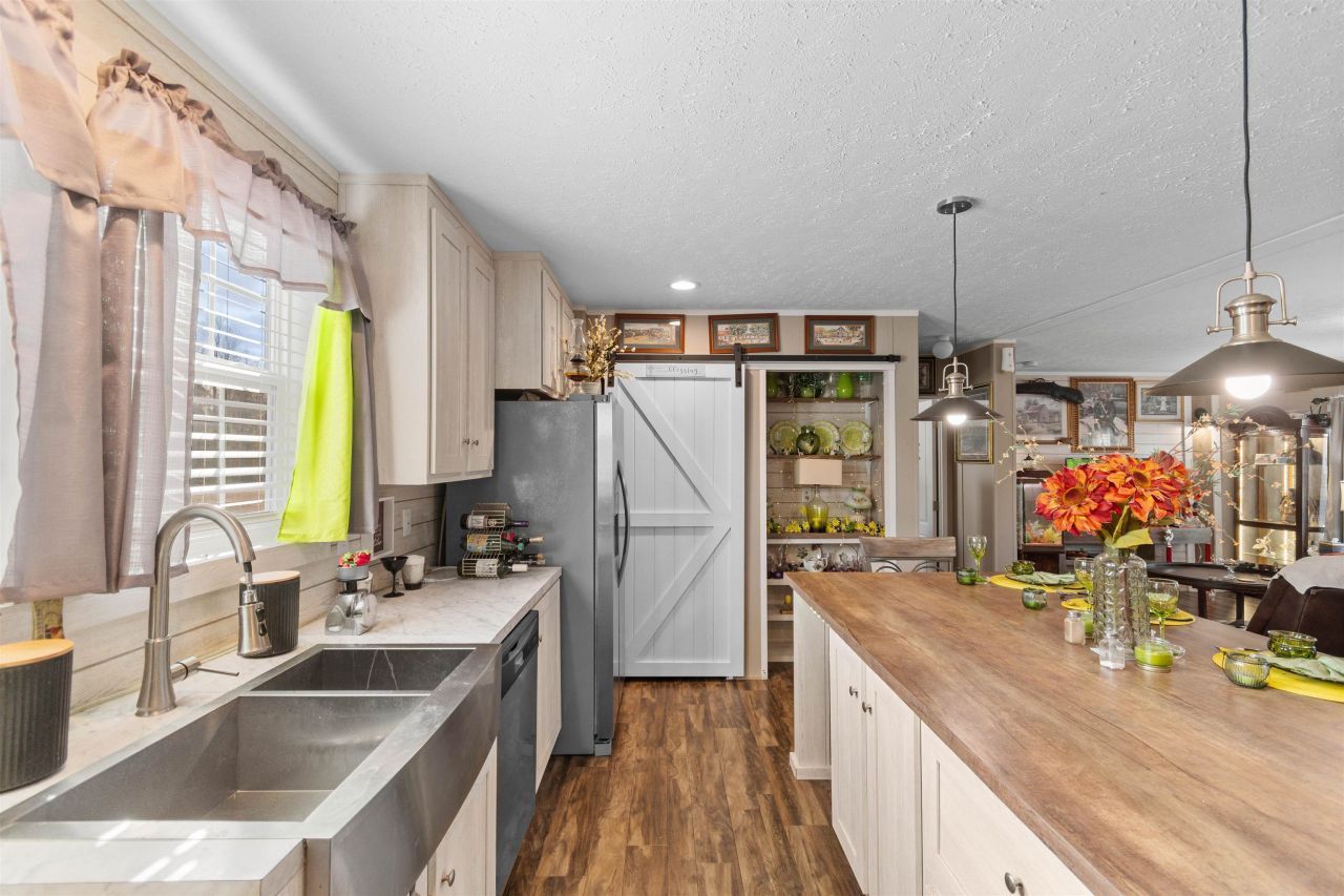 2482 Wigley Rd. Photo 13