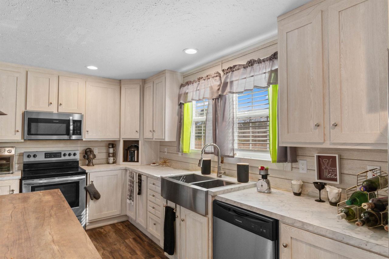 2482 Wigley Rd. Photo 16