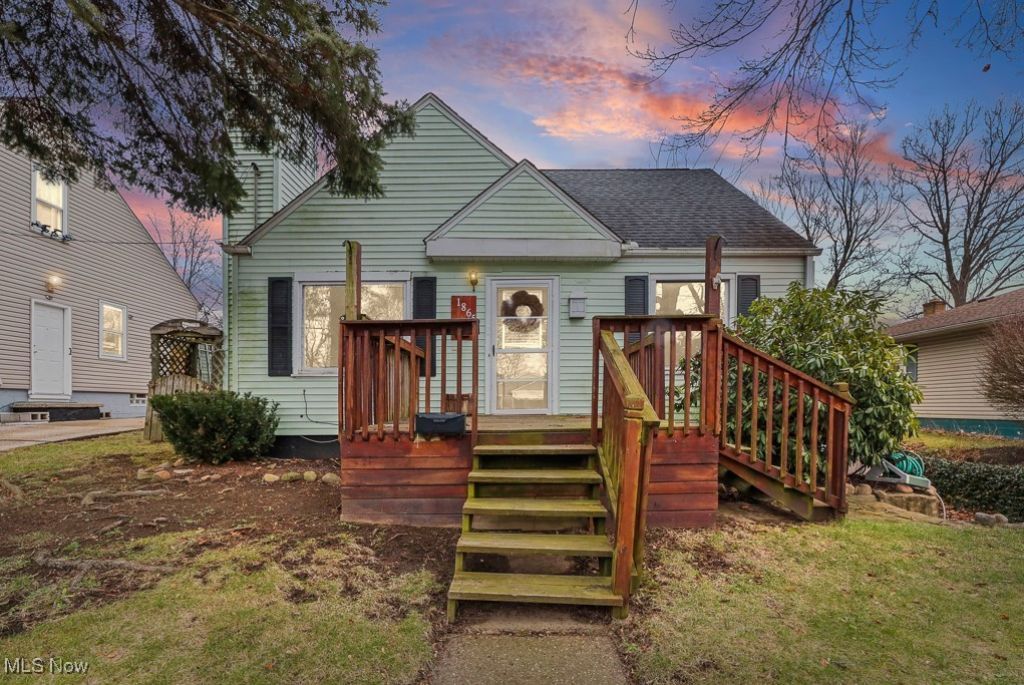 1865 9th Street Sw, Akron, OH 44314 Main Photo