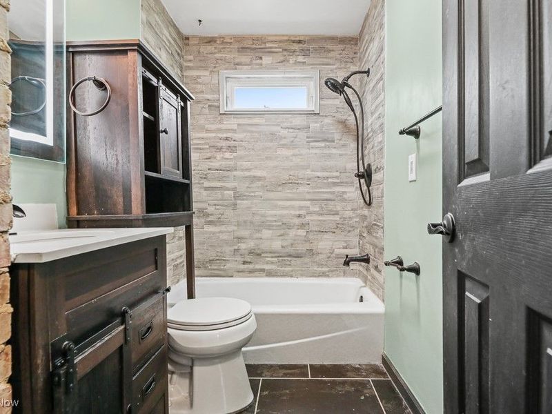 1865 9th Street SW, Akron, OH 44314 Photo 15