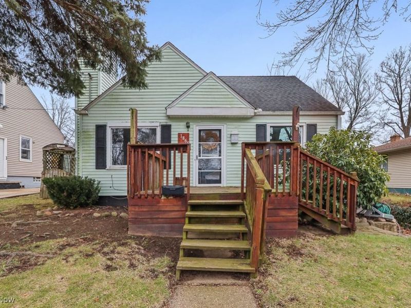 1865 9th Street SW, Akron, OH 44314 Photo 2