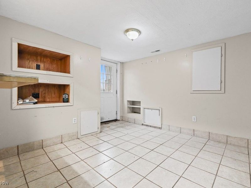 1865 9th Street SW, Akron, OH 44314 Photo 23