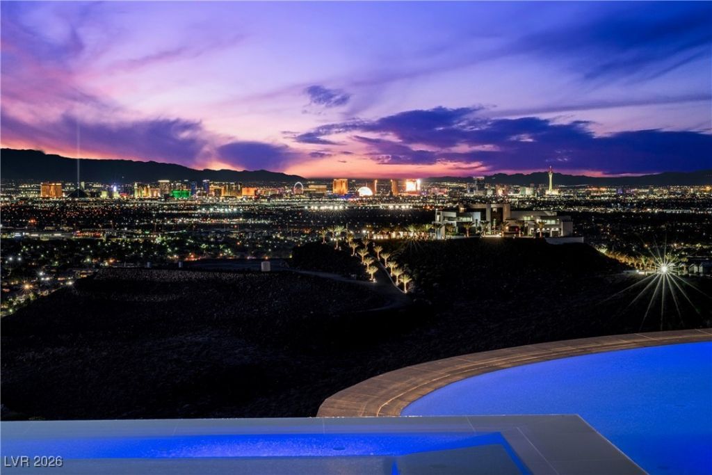 716 Dragon Peak Drive, Henderson, NV 89012 Main Photo