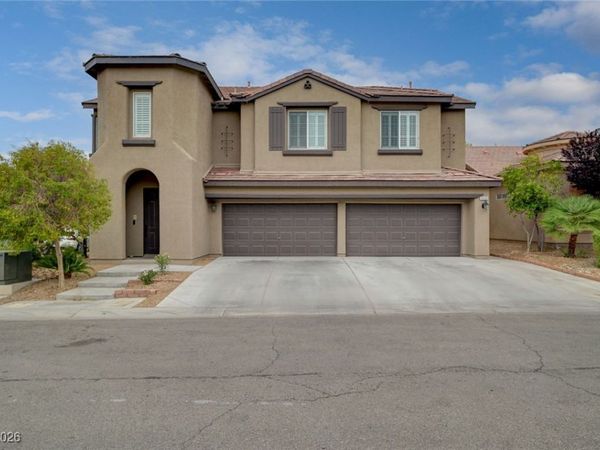 9339 Desert Heat Avenue, Las Vegas, NV 89178